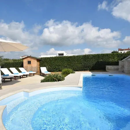 Luxurious In Lavanda In With Private Pool Βίλα *