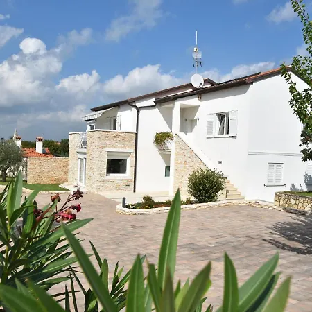 Luxurious In Lavanda In With Private Pool *