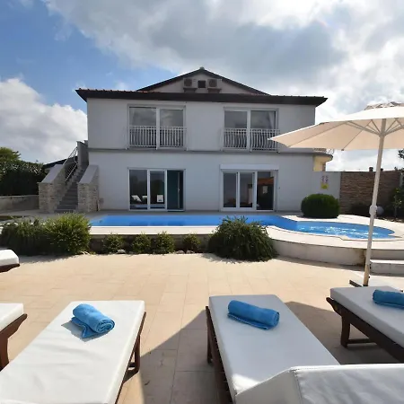Luxurious In Lavanda In With Private Pool * Kanfanar