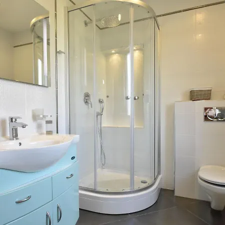 Luxurious In Lavanda In With Private Pool Βίλα Kanfanar