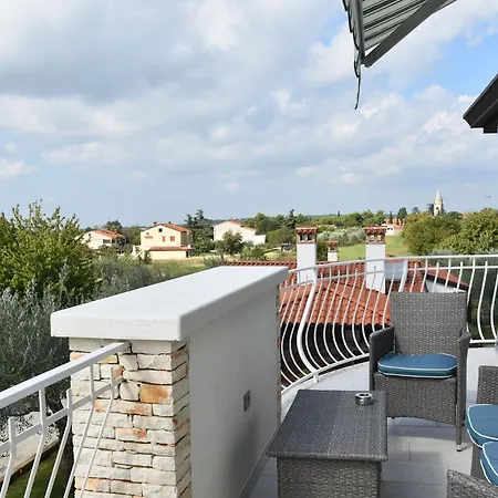 Luxurious In Lavanda In With Private Pool Kanfanar